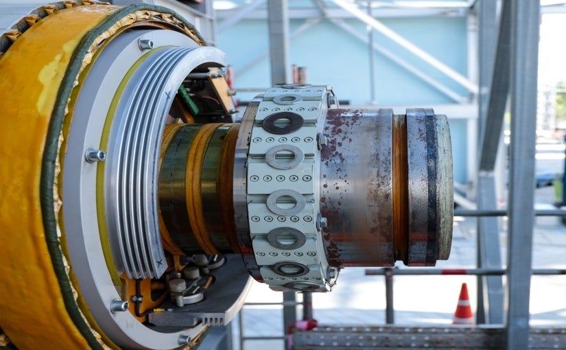 ​​Modeling a Brushless Permanent Magnet Machine using Motor-CAD​