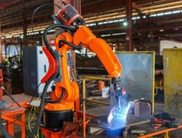 Robotic,Welding,Machine,,Welding,A,Steel,Plate,Of,Steel,Structure